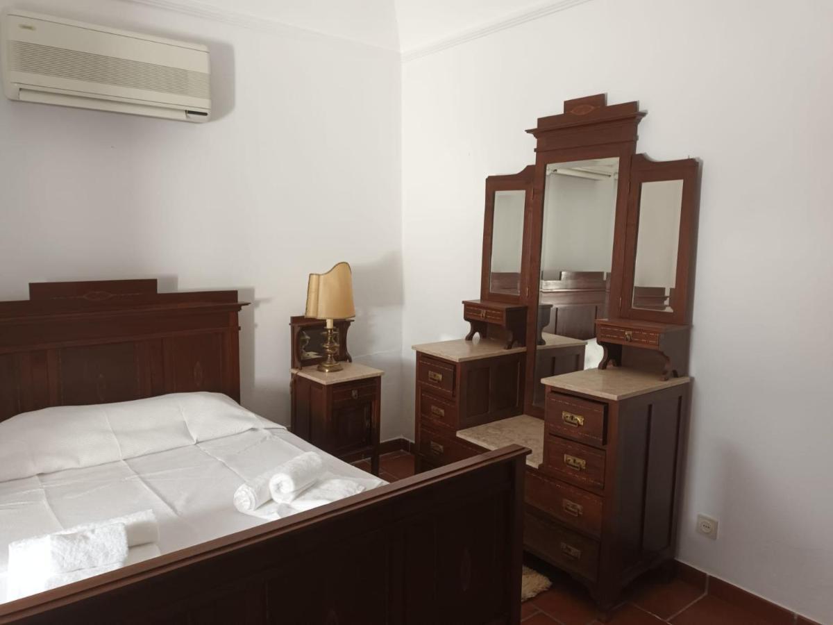 Casa Morais Pinto Apartment Reguengos de Monsaraz Bagian luar foto